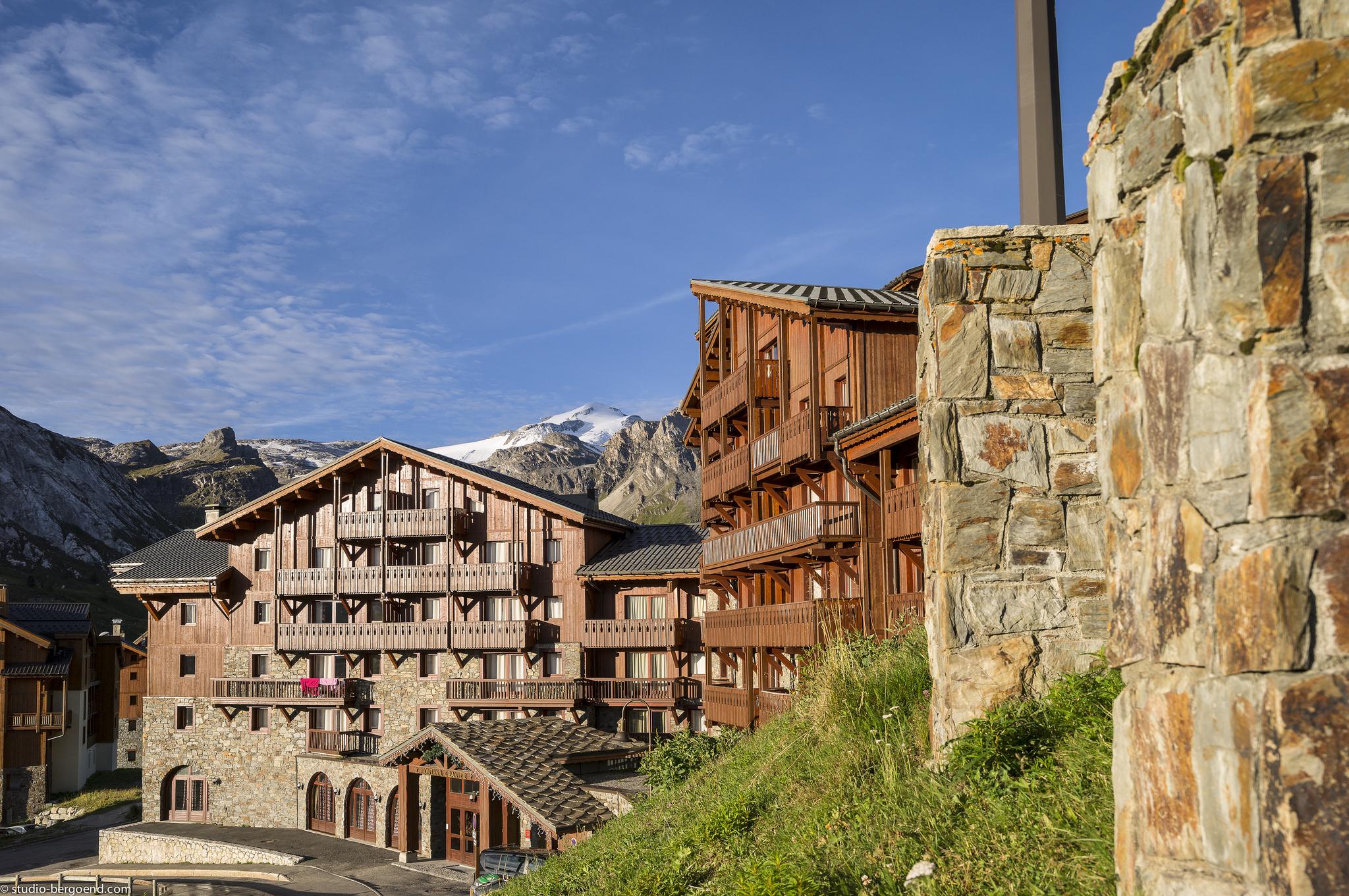 Residences Village Montana By Les Etincelles Тінь Екстер'єр фото