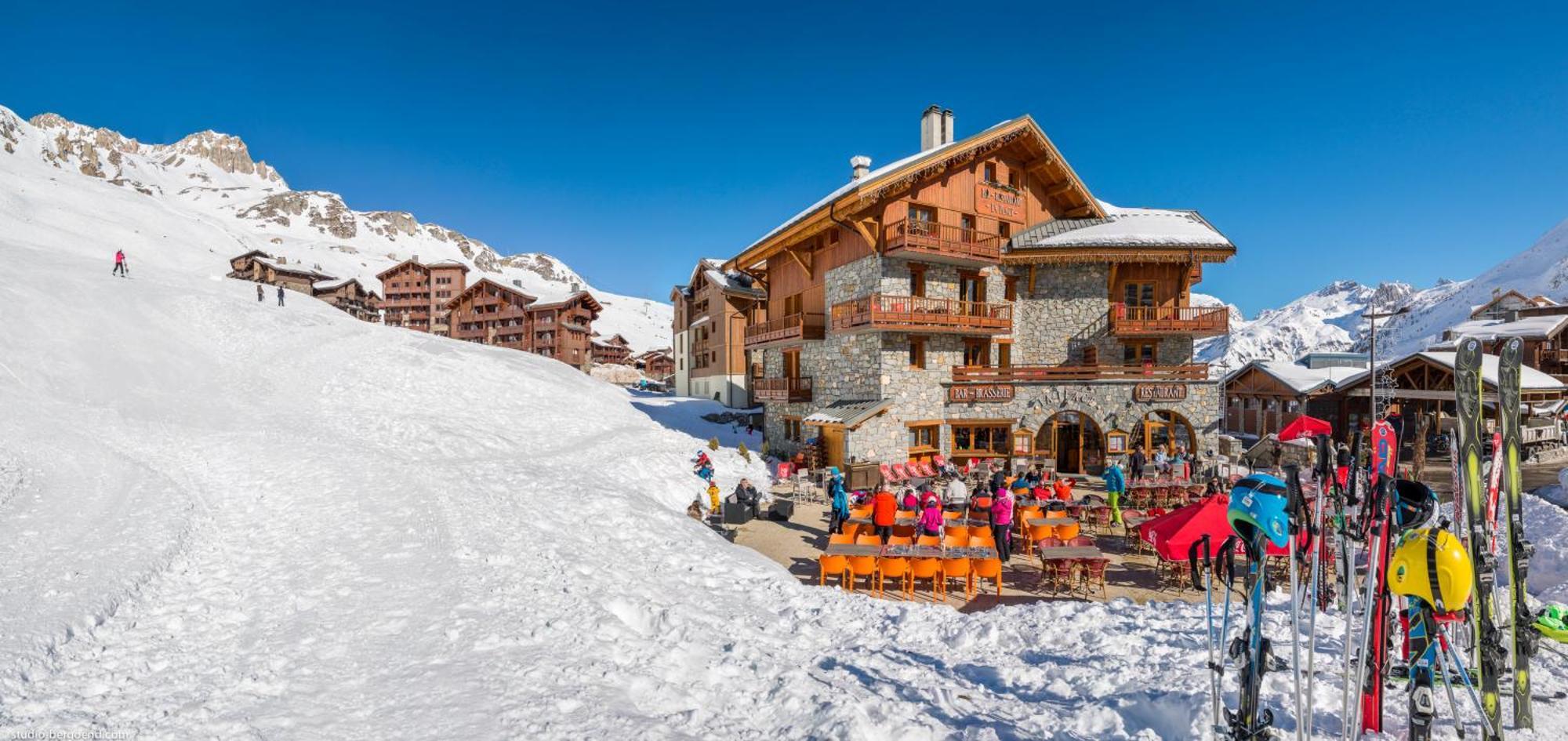 Residences Village Montana By Les Etincelles Тінь Екстер'єр фото