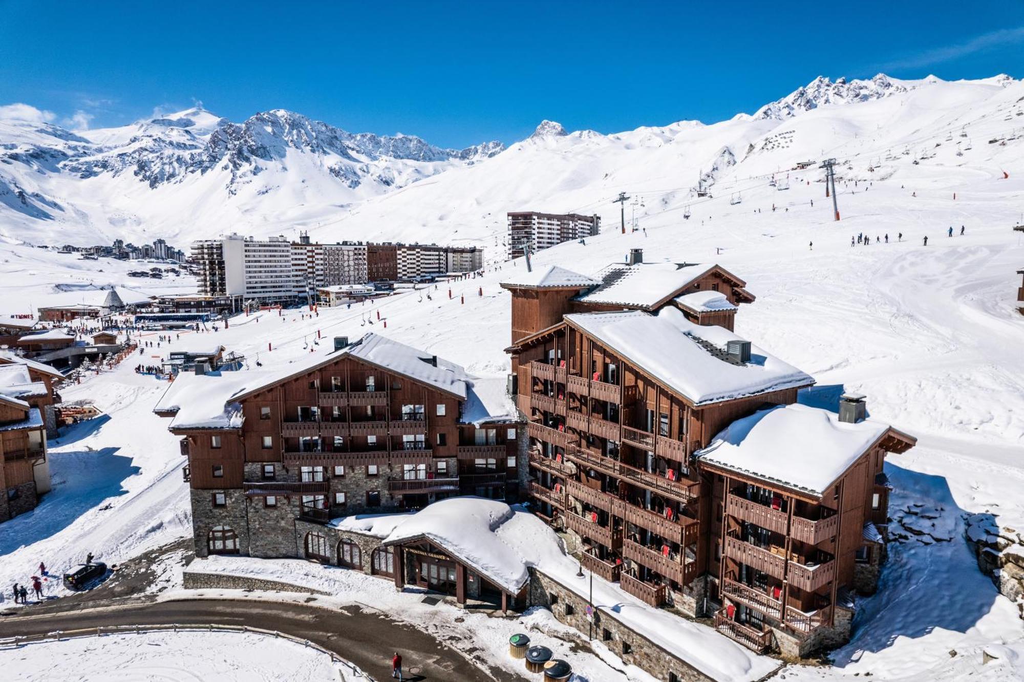Residences Village Montana By Les Etincelles Тінь Екстер'єр фото